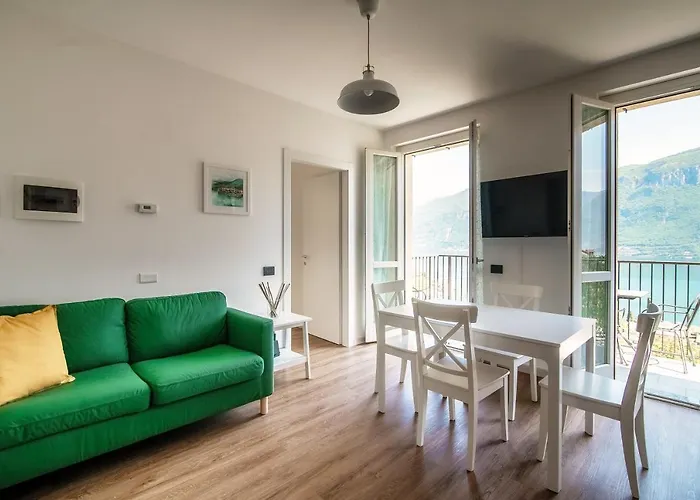 Apartament The View 2 *